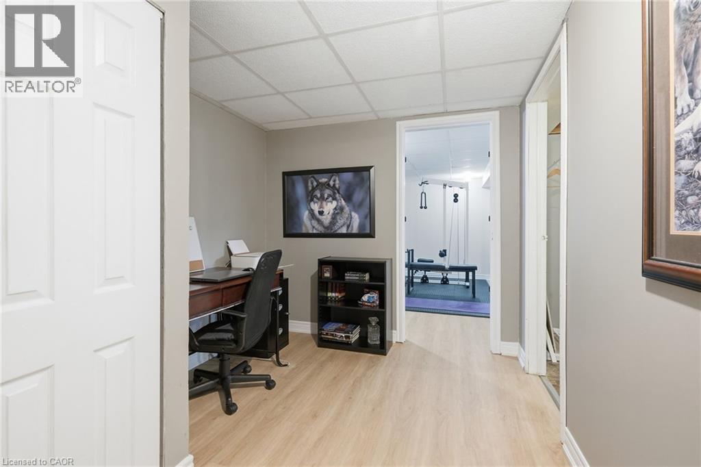 73 AQUADOR Drive - Image 33