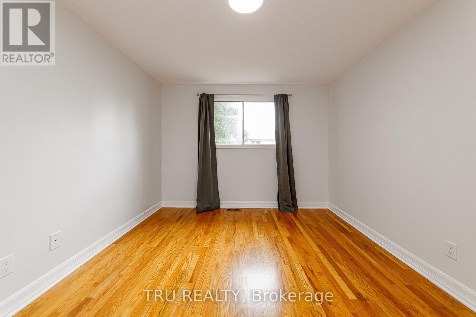 14 WOLFGANG DRIVE - Image 21