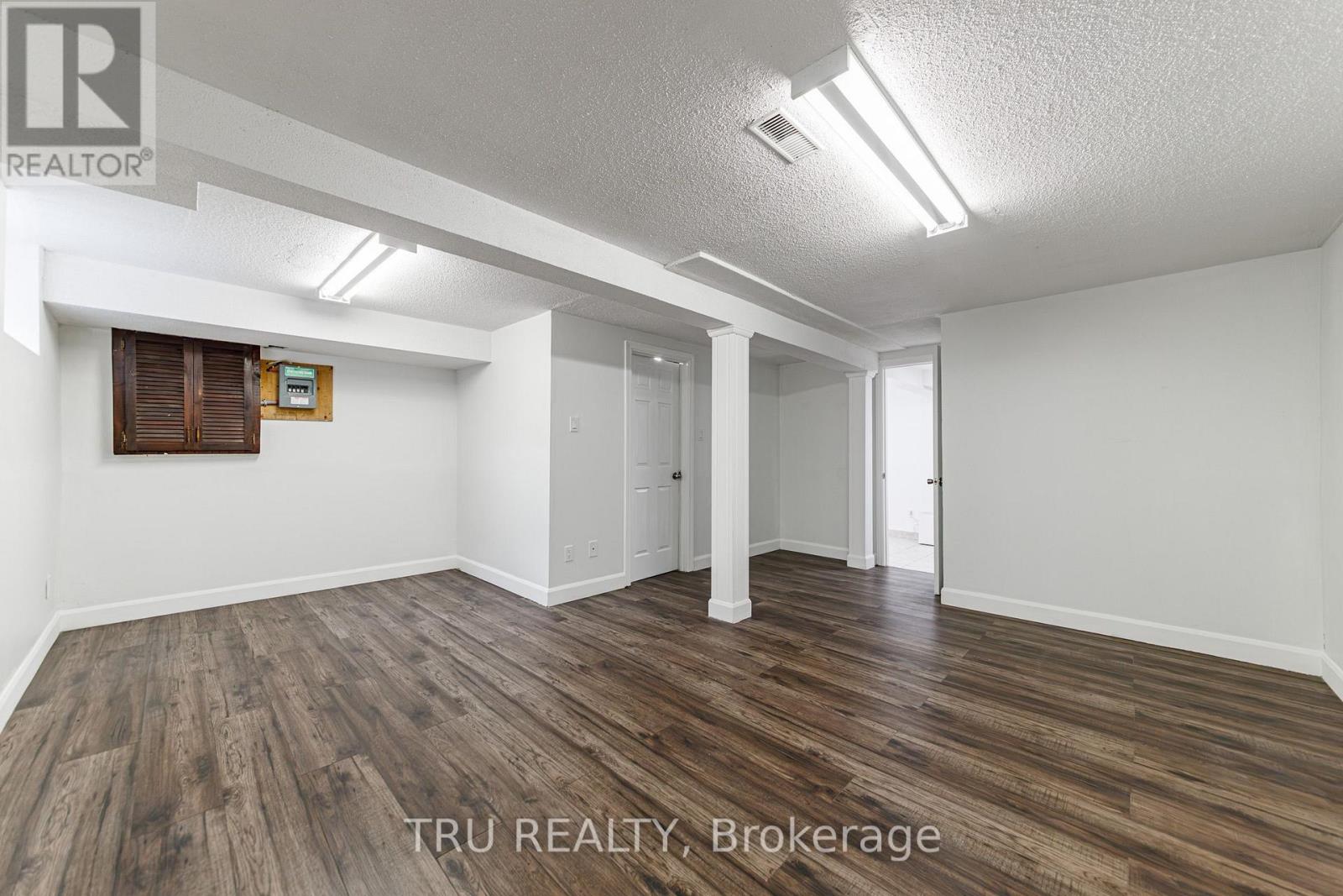 14 WOLFGANG DRIVE - Image 29