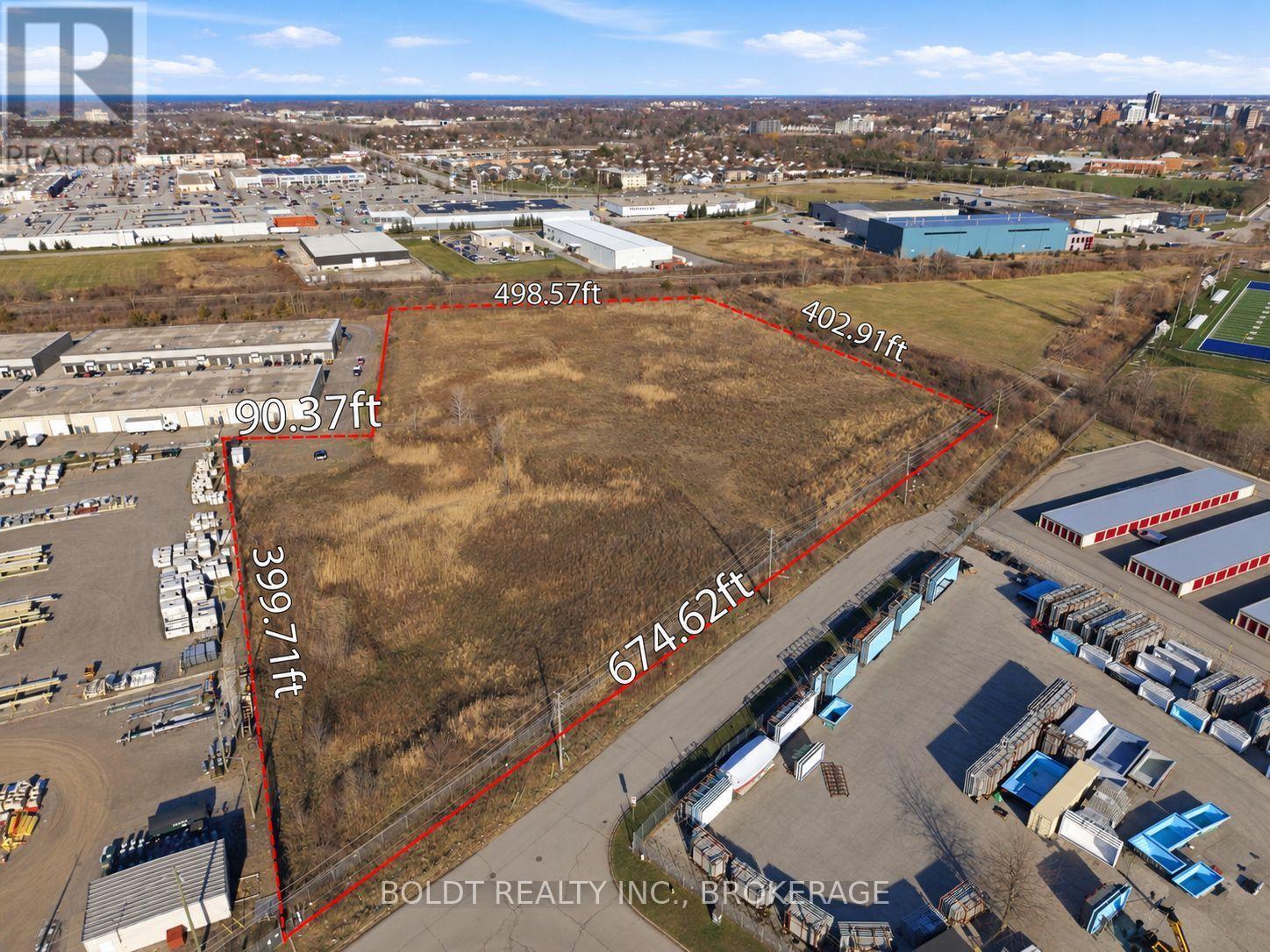 240 Ridley Road West, St. Catharines (Ridley), Ontario, L2R6P7, St. Catharines (Ridley), Ontario — photo 2 of 5