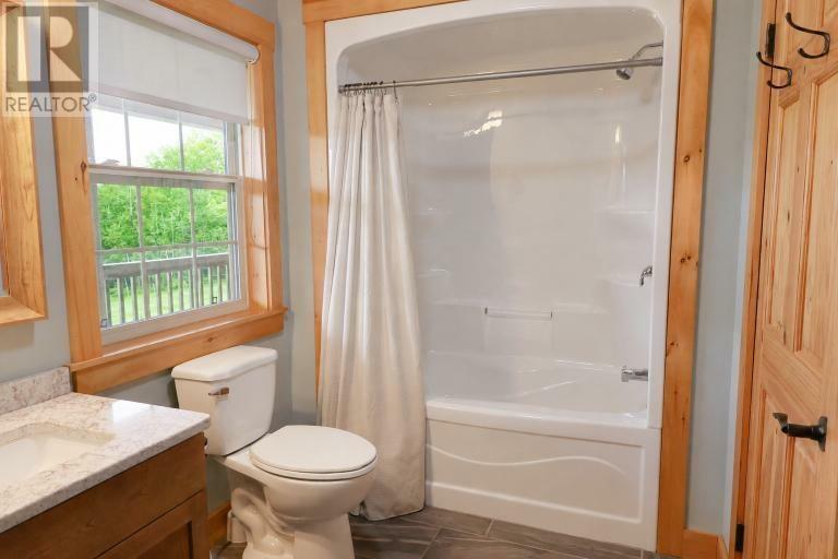 415 Green Road - 8