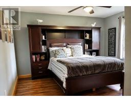 Bath (# pieces 1-6) - 415 Green Road, Bonshaw, PE C0A1C0 Photo 9