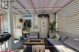 36 FOURTEENTH STREET E - 23