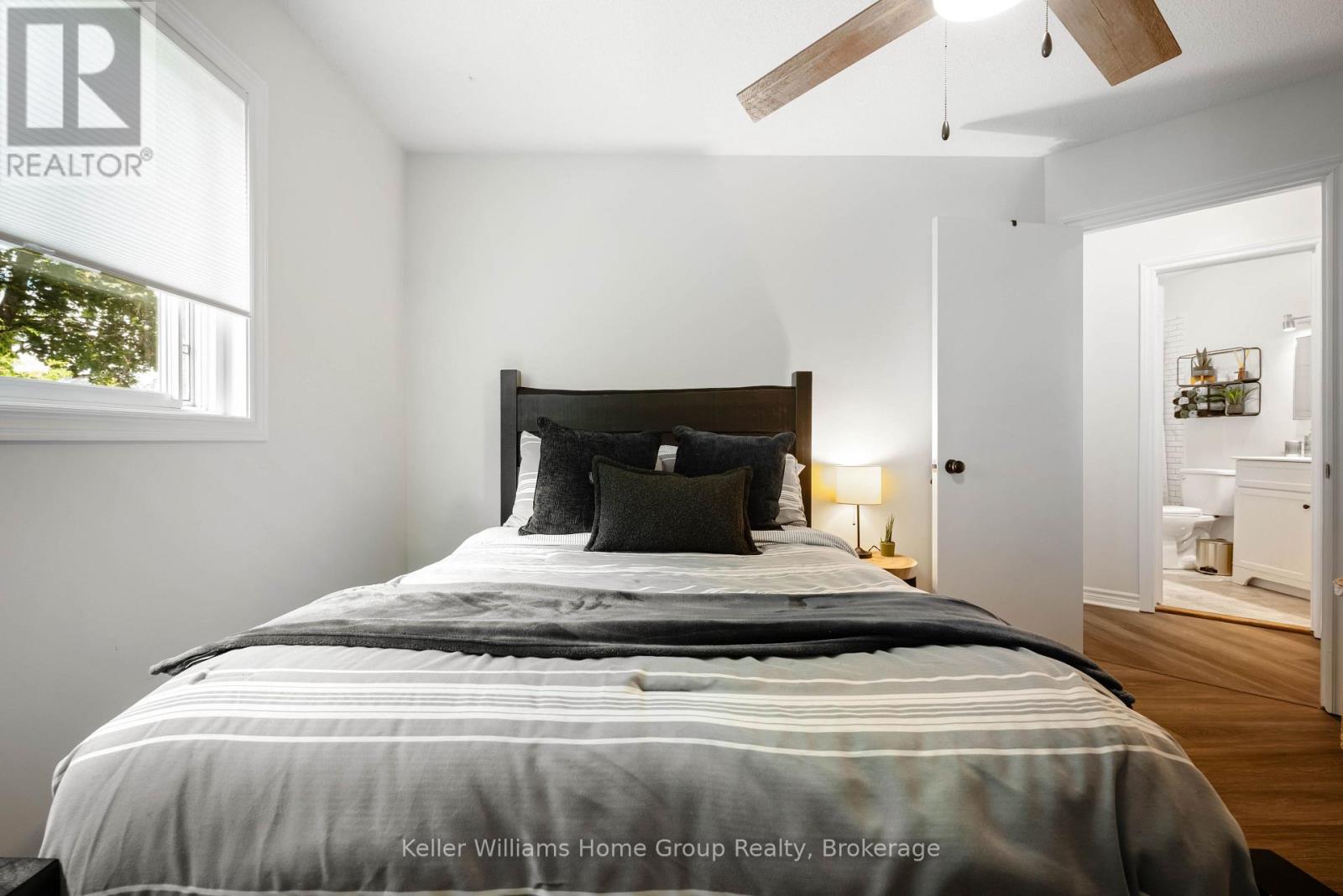 #67 90 LAWRENCE AVENUE - Image 34