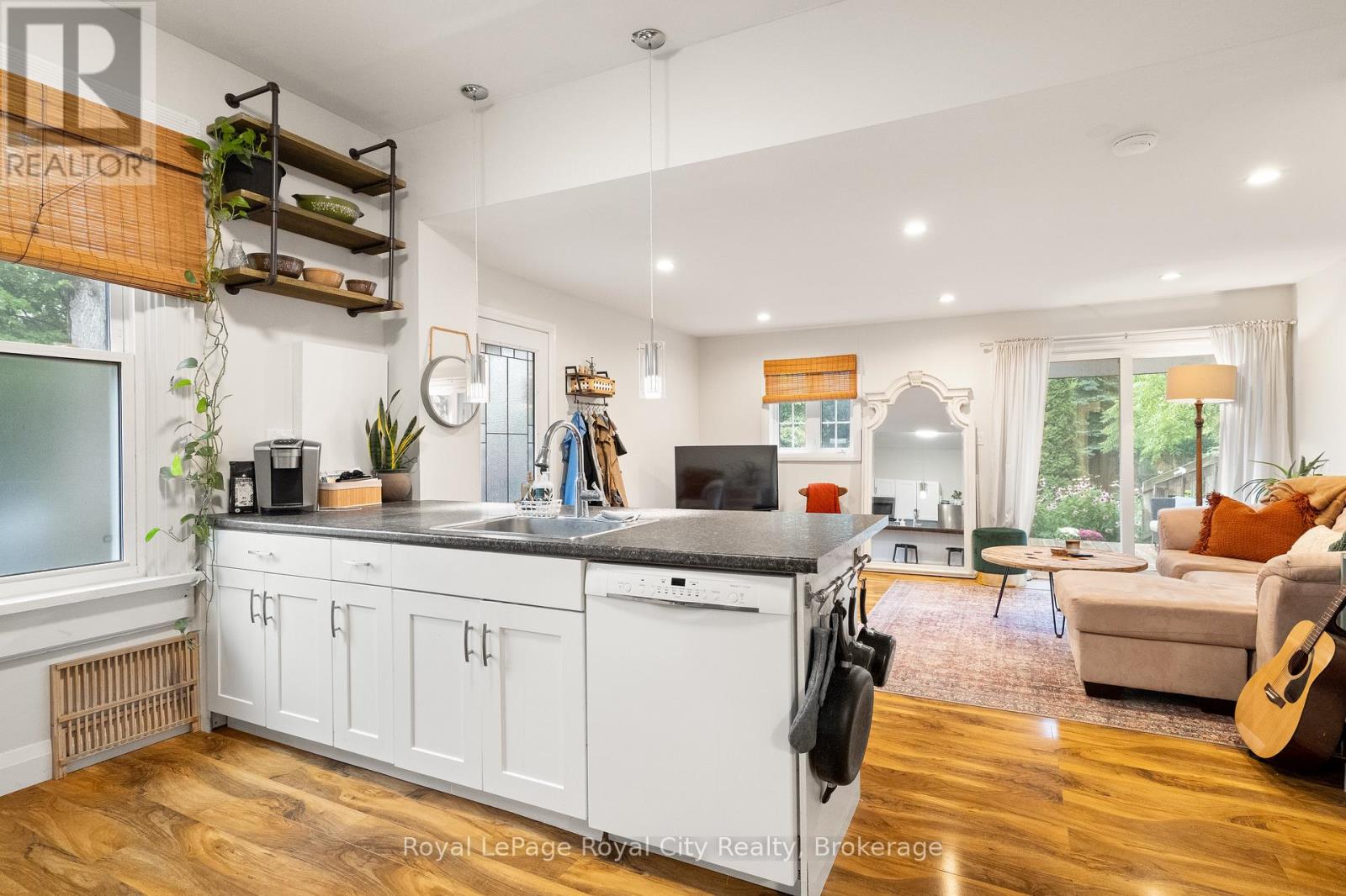 12 FOSTER AVENUE - Image 29