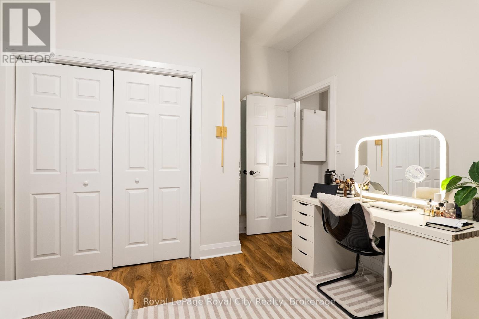 12 FOSTER AVENUE - Image 42