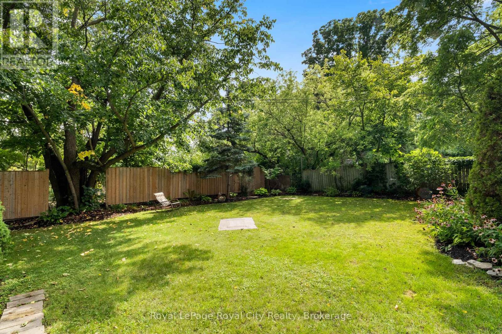 12 FOSTER AVENUE - 47