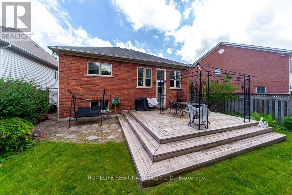 20 ROSEMARIE CRESCENT - 23