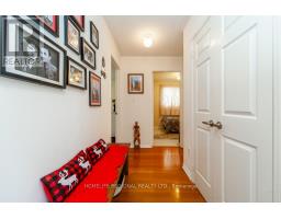 20 Rosemarie Crescent, Whitby, ON L1M1G6 Photo 11