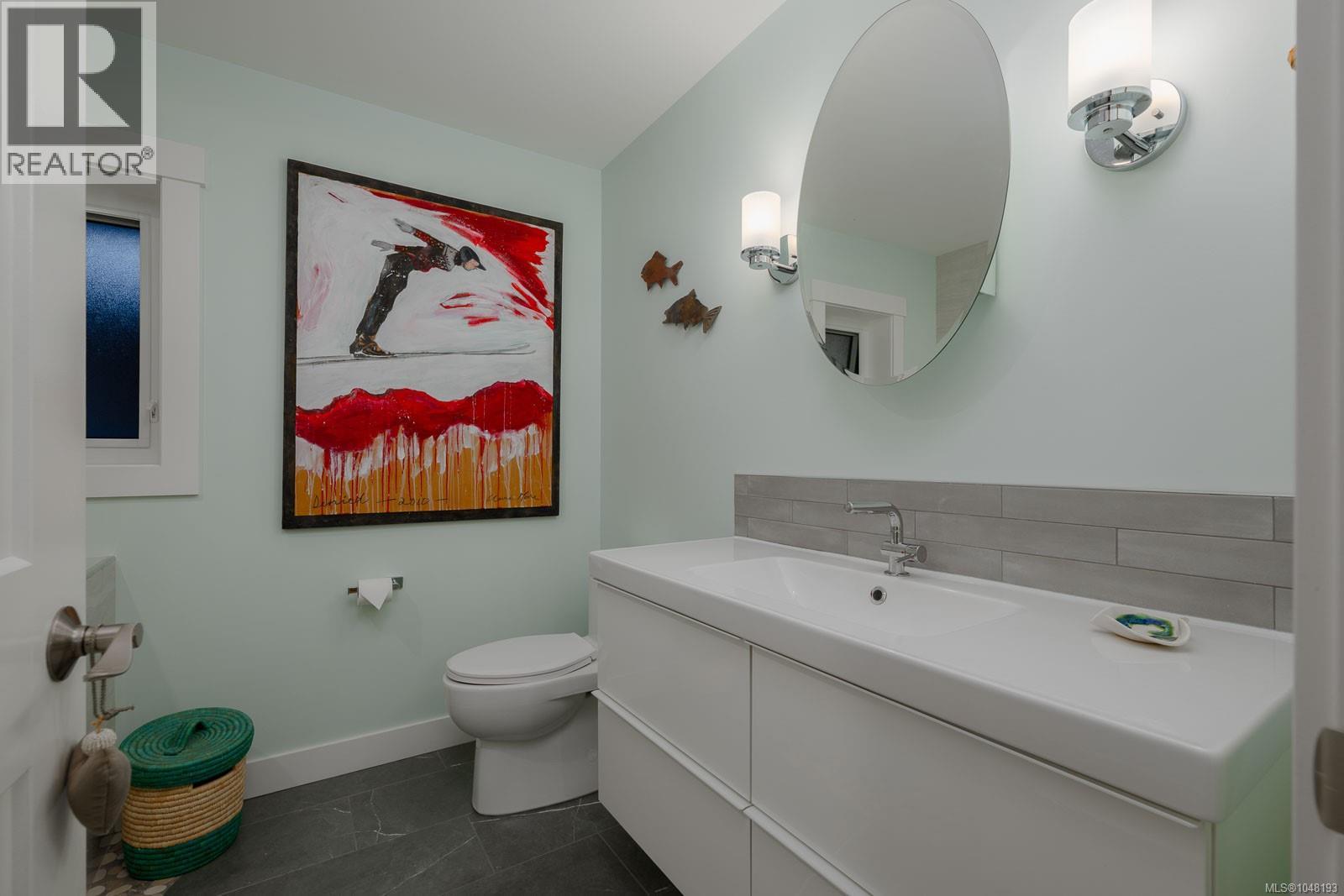 1388 Reef Rd, Nanoose Bay