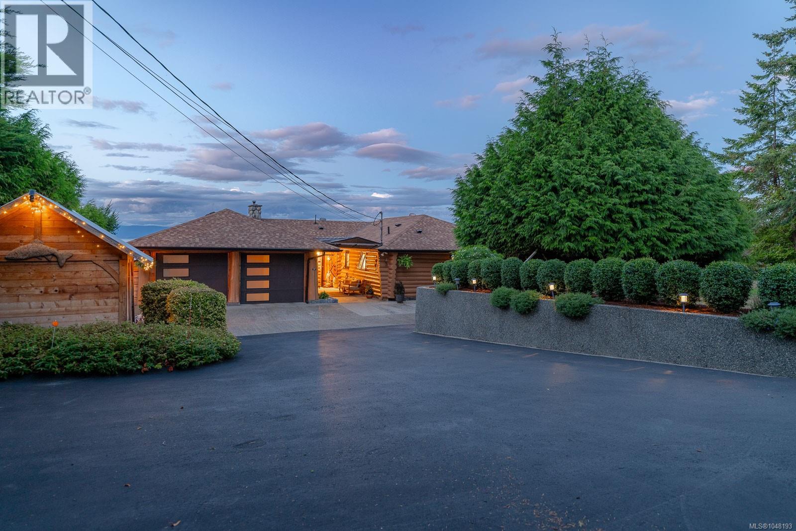 1388 Reef Rd, Nanoose Bay