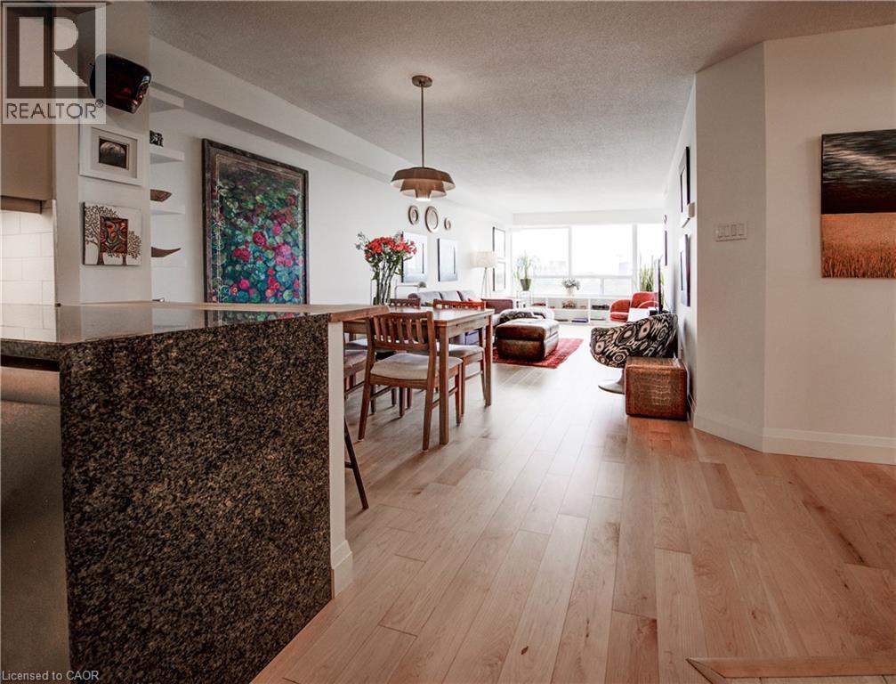 #1104 4 WILLOW Street - 18
