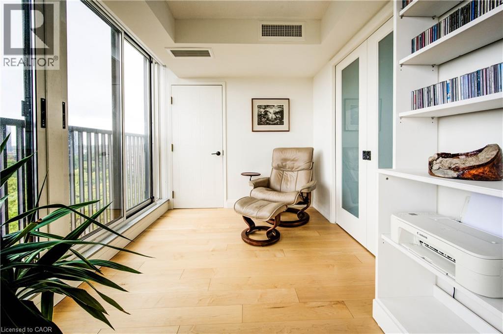 #1104 4 WILLOW Street - 25