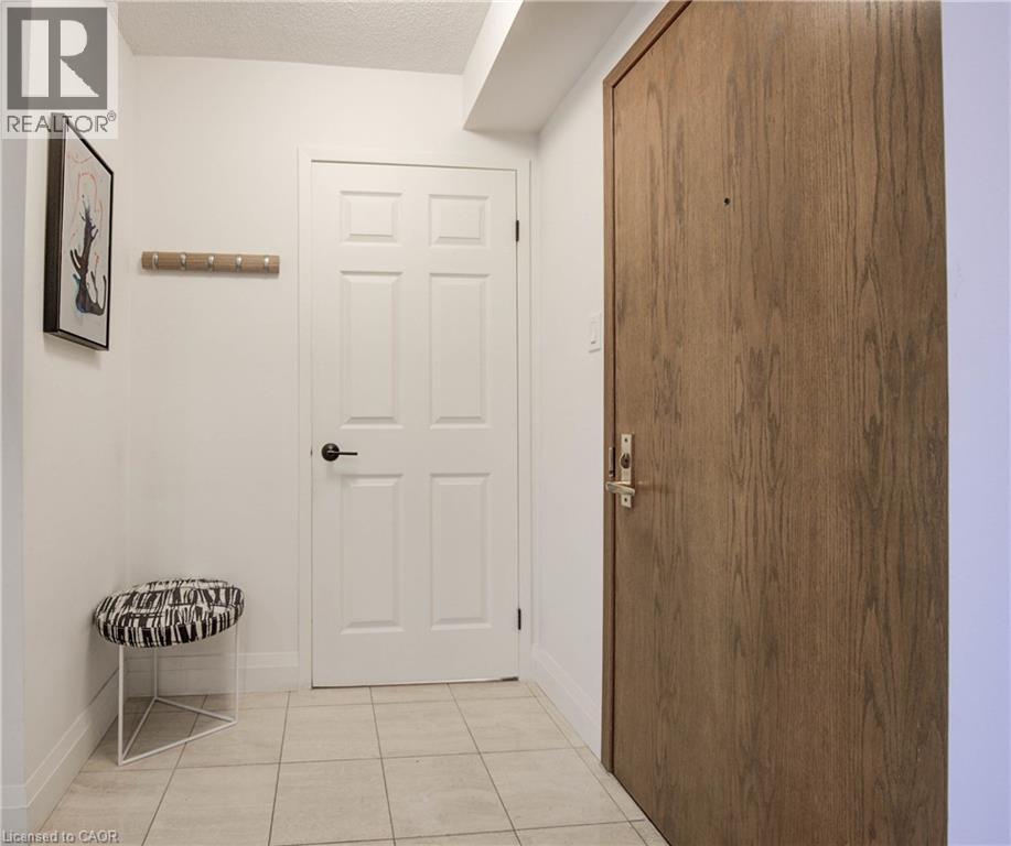 #1104 4 WILLOW Street - Image 11