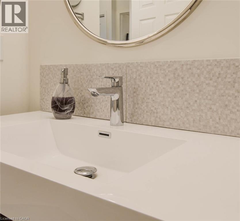 #1104 4 WILLOW Street - Image 34