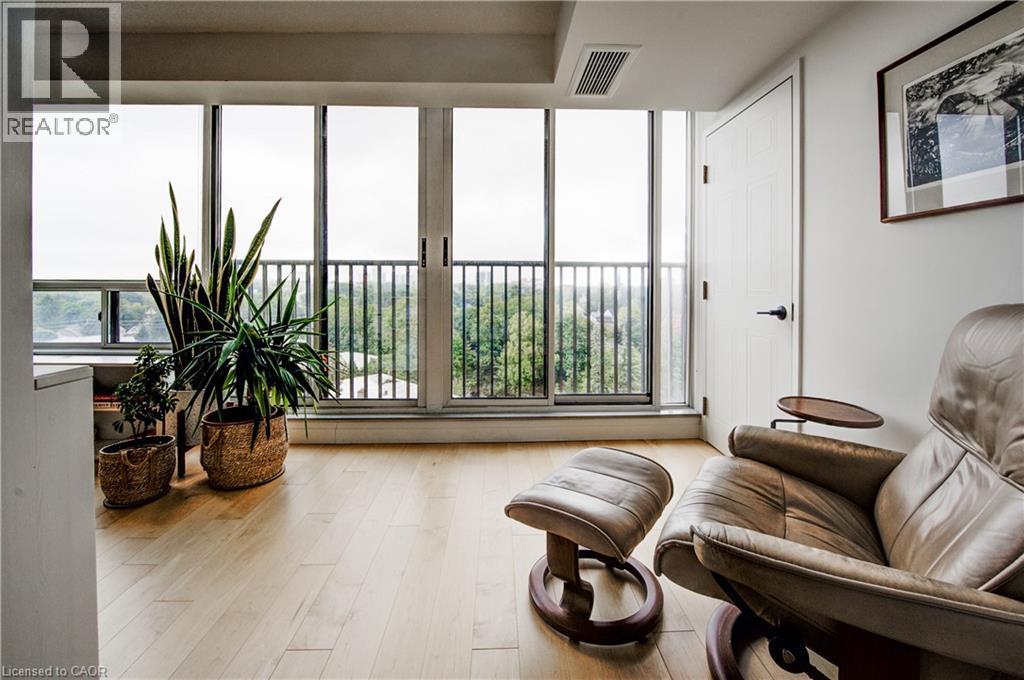 #1104 4 WILLOW Street - 24