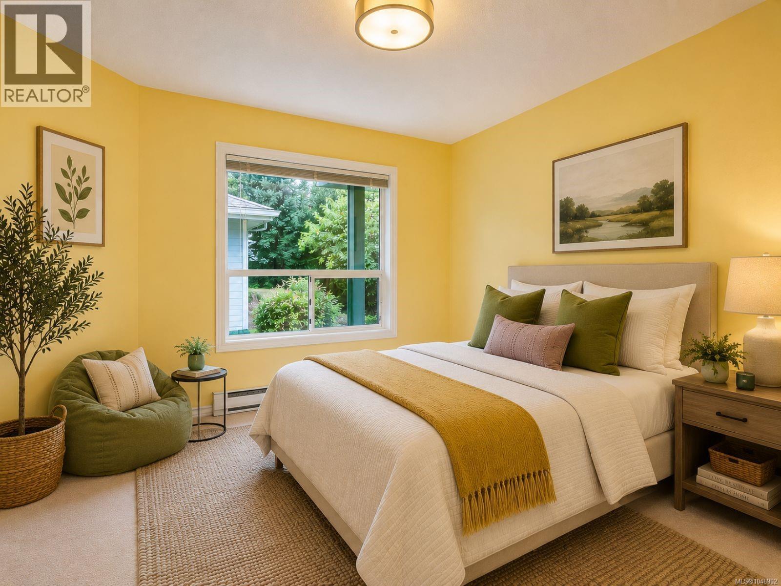 1 928 Bearwood Lane, Saanich