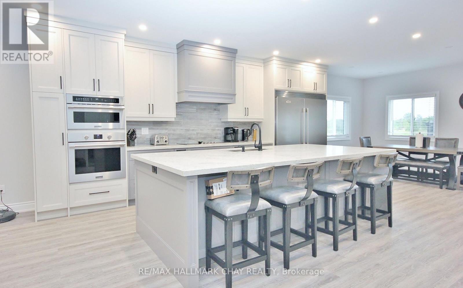 37 HILLSIDE DRIVE - 10