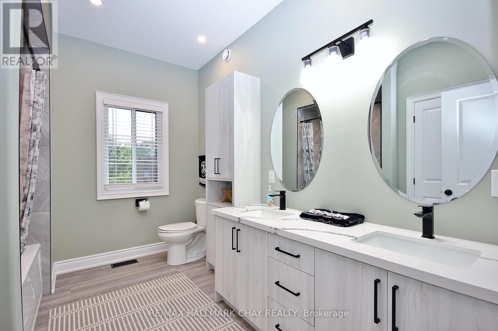 37 HILLSIDE DRIVE - 18