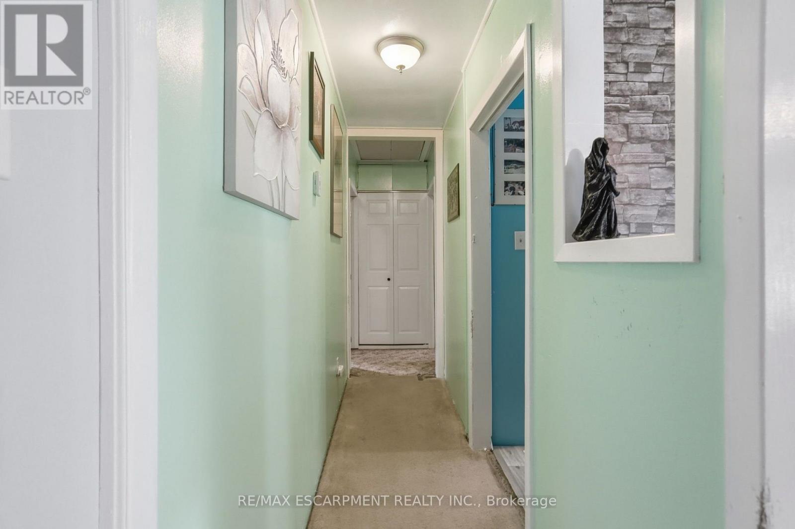 9 LANCASTER AVENUE - 9