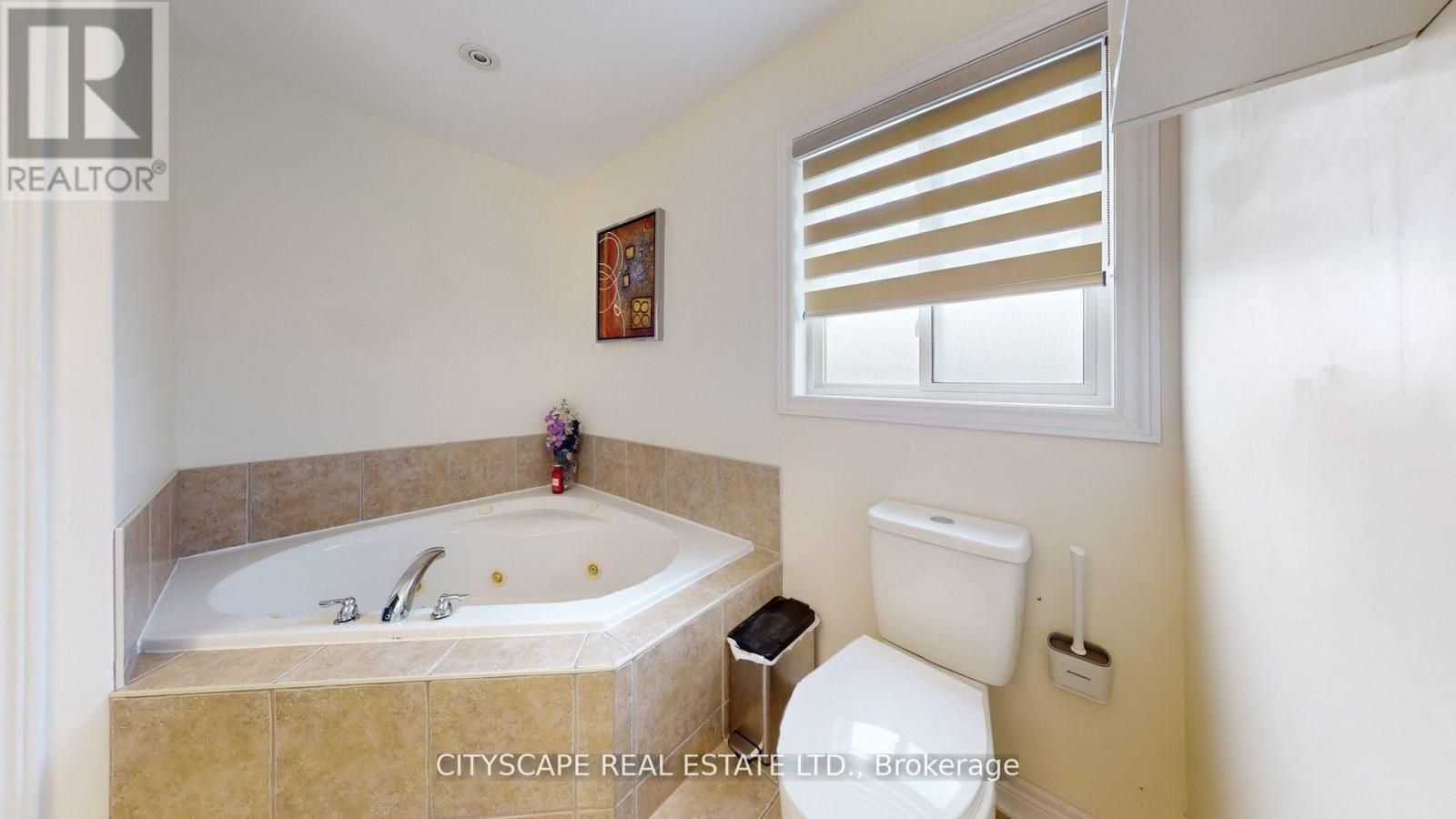 8655 WESTPORT DRIVE - 20