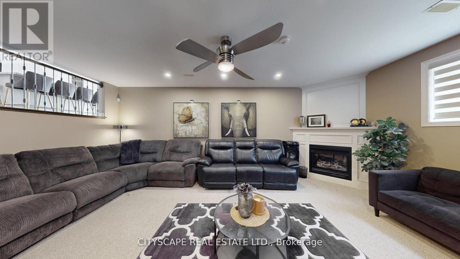 8655 WESTPORT DRIVE - 33