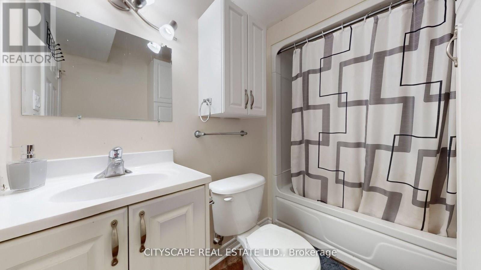 8655 WESTPORT DRIVE - 44