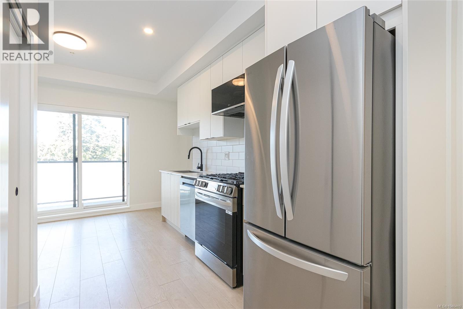 409 2629 Millstream Road, Langford