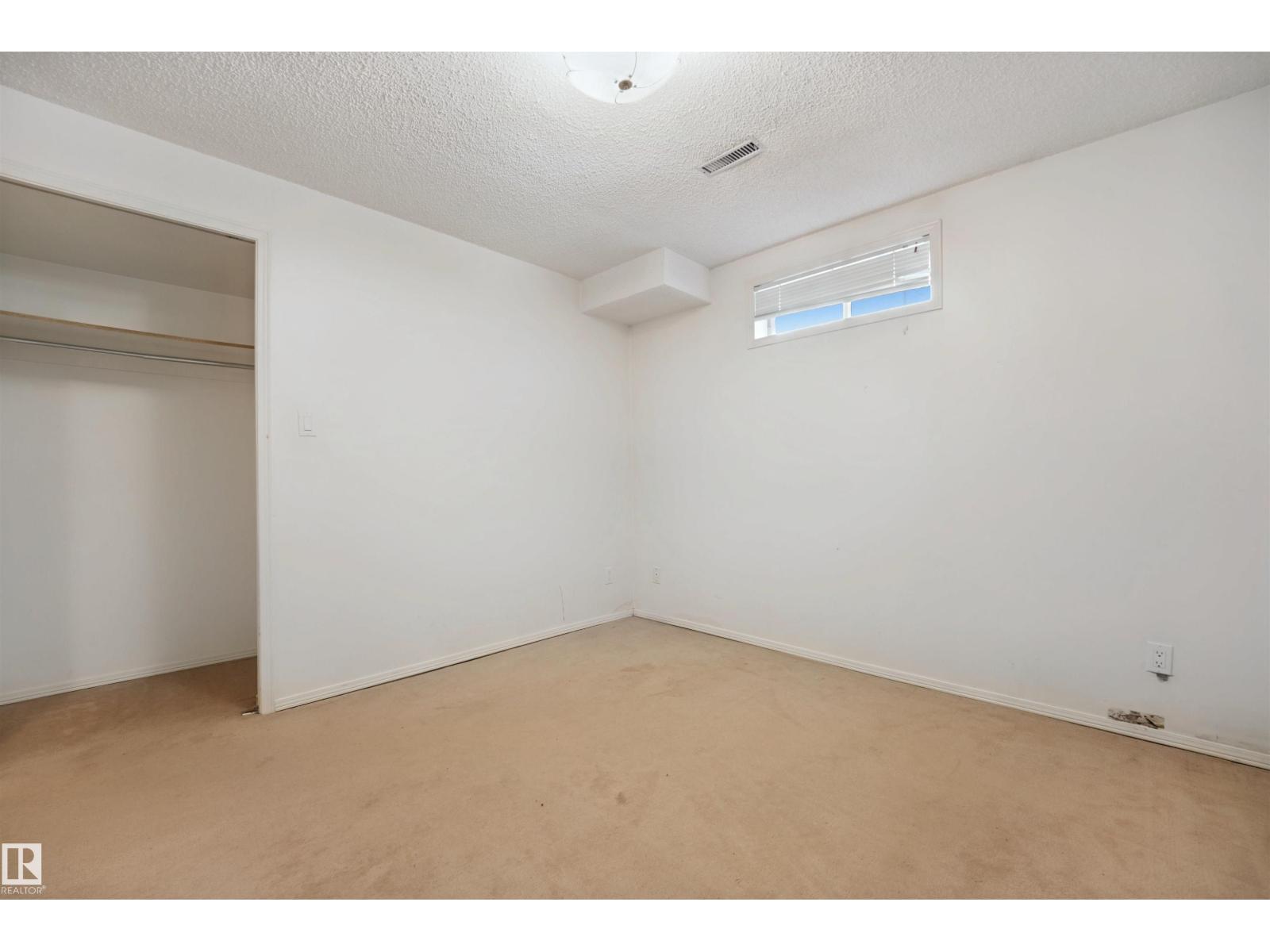 5107 17 AV NW - 47