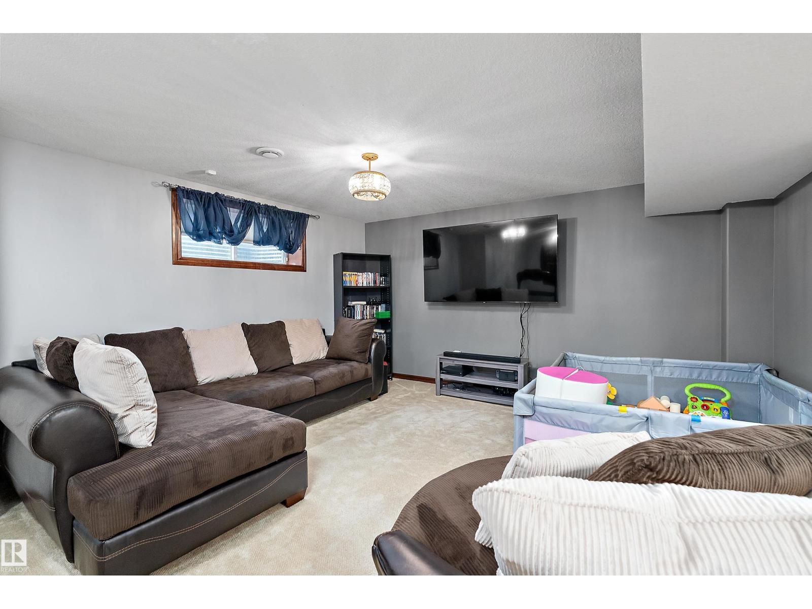 87 LAMPLIGHT DR - 37