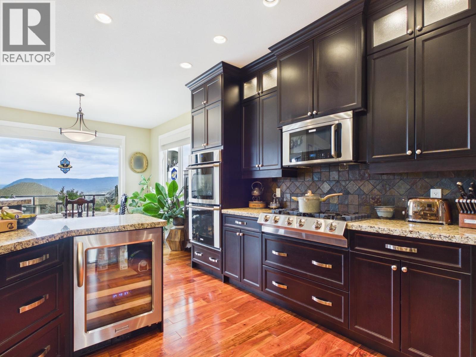 335 MANDARINO PLACE - Image 14