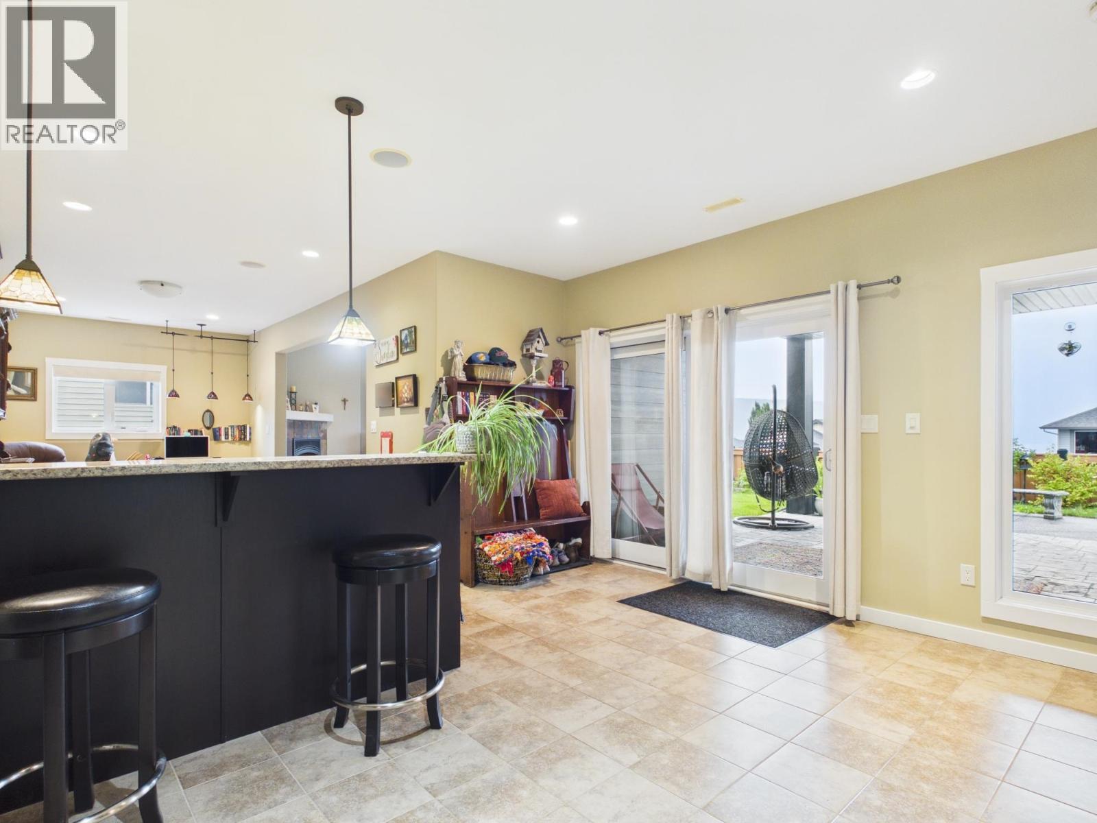 335 MANDARINO PLACE - 27