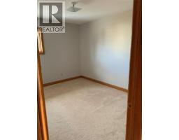 124 Paddock Road, Wallaceburg, ON N8A4Y3 Photo 13