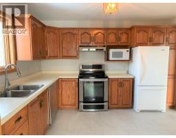 Primary Bedroom - 124 Paddock Road, Wallaceburg, ON N8A4Y3 Photo 7