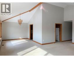 4pc Ensuite bath - 124 Paddock Road, Wallaceburg, ON N8A4Y3 Photo 6