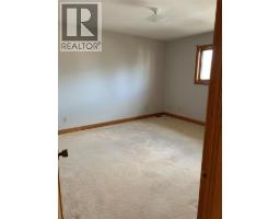 Dining room - 124 Paddock Road, Wallaceburg, ON N8A4Y3 Photo 10