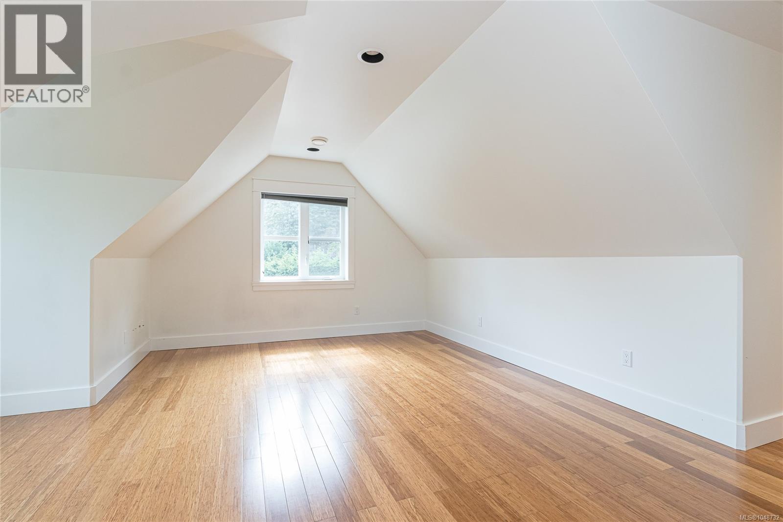 502 Nottingham Dr - Image 28