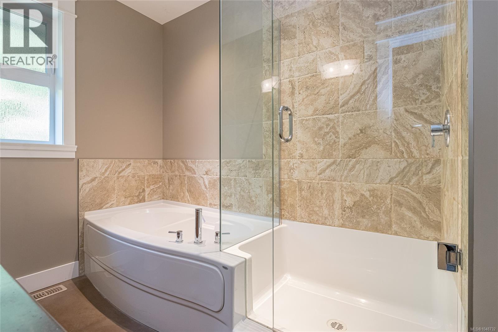 502 Nottingham Dr - Image 19