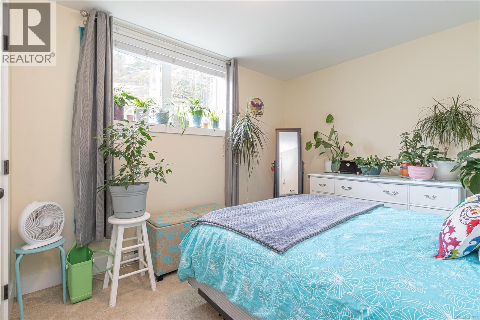 502 Nottingham Dr - 43