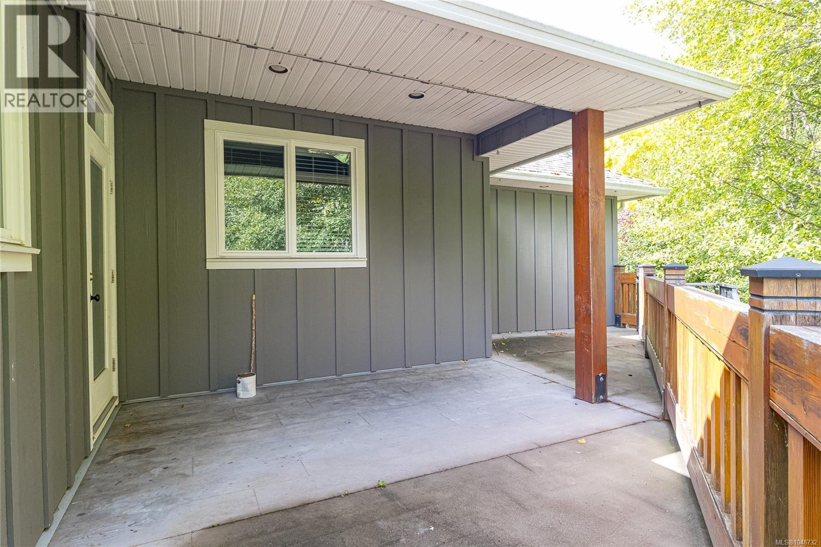 502 Nottingham Dr - 47