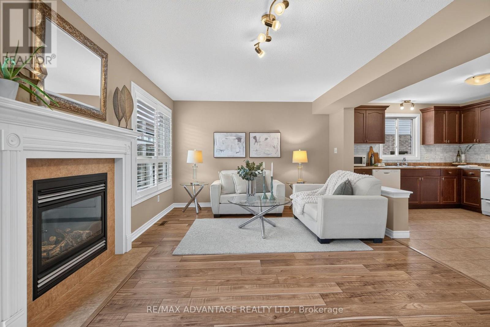 782 REEVES AVENUE - 10