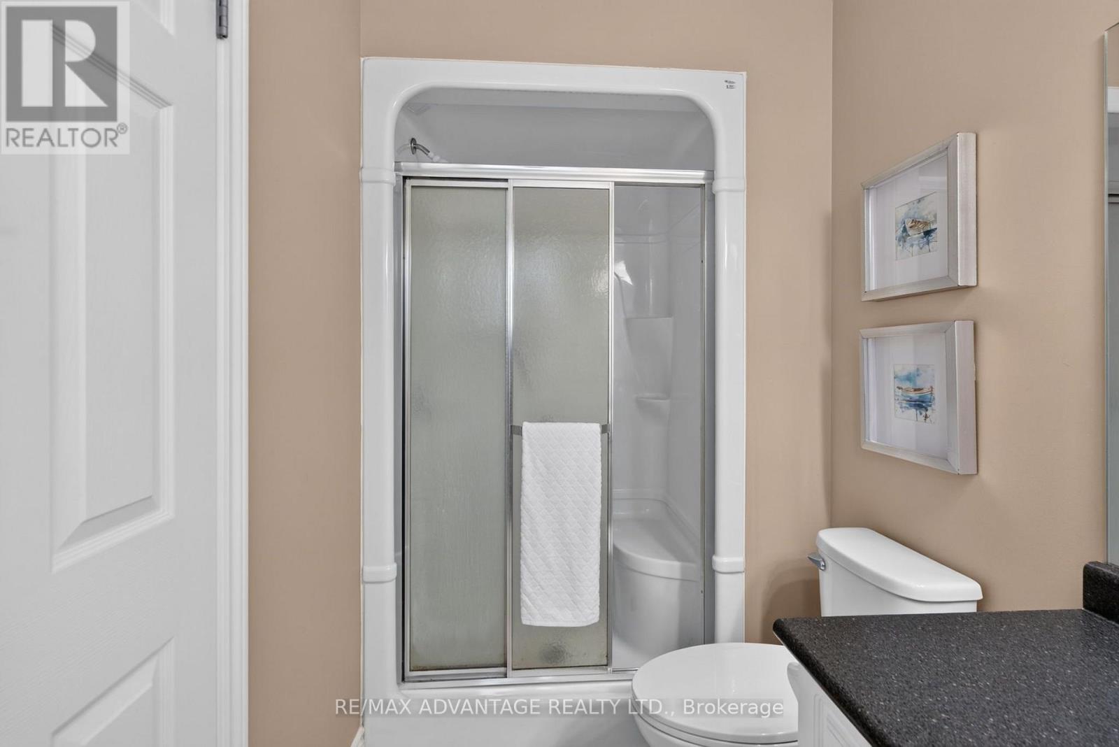 782 REEVES AVENUE - Image 18