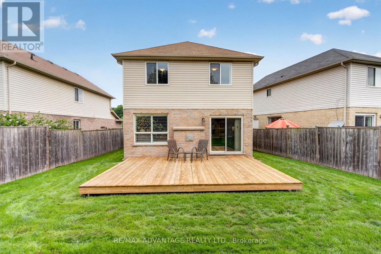 782 REEVES AVENUE - Image 36