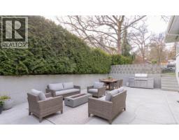 4121 Quadra St, Saanich, BC V8X1L1 Photo 34