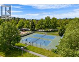 4121 Quadra St, Saanich, BC V8X1L1 Photo 46