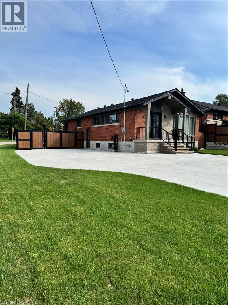 #2 29 BATTLEFIELD Avenue, Stoney Creek, Ontario, L8G1V1, Stoney Creek, Ontario — photo 2 of 5