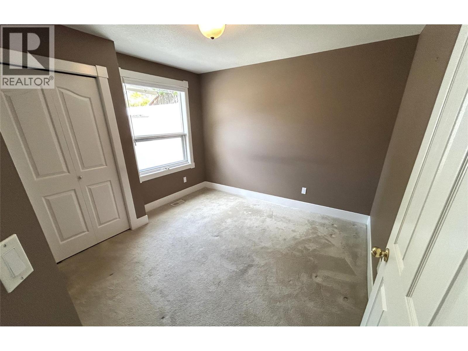  205 Merlin Court, Kelowna