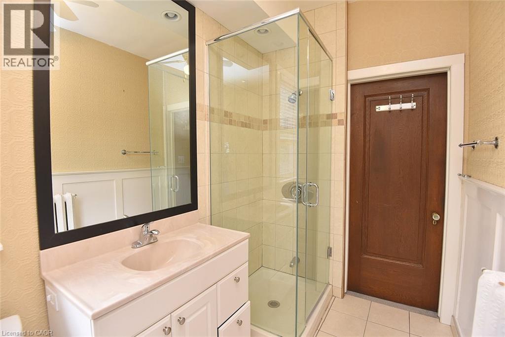 34 Holton Avenue South — photo 25