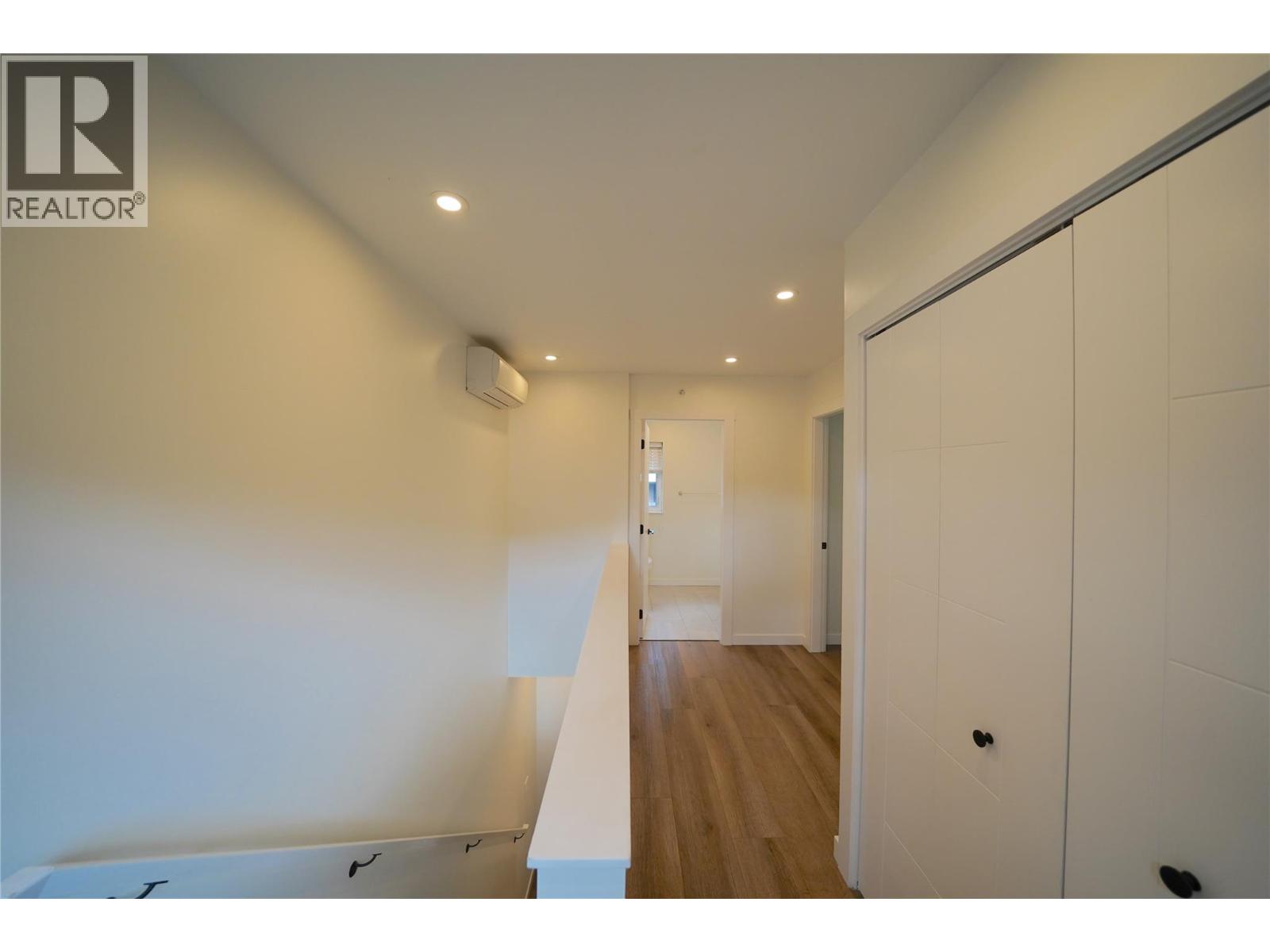 #A 920 Front Street Street - 22