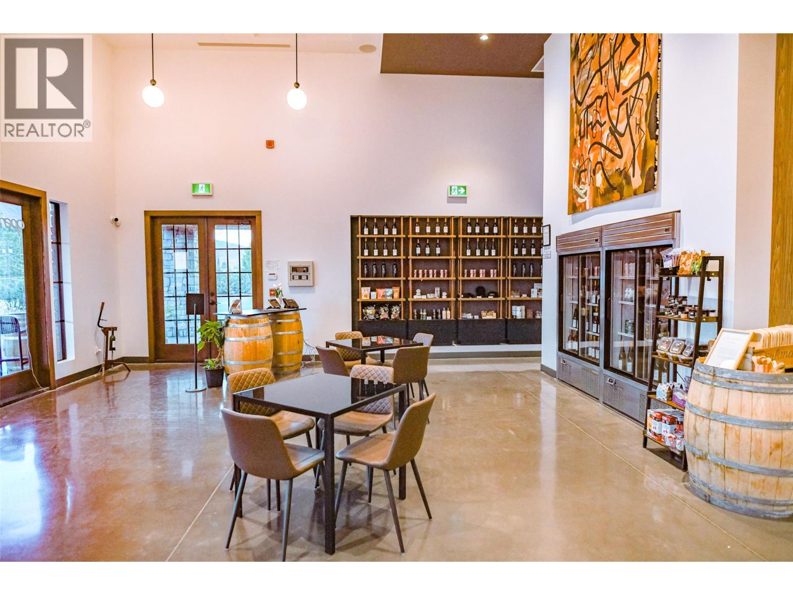 5221 45 Street, Osoyoos